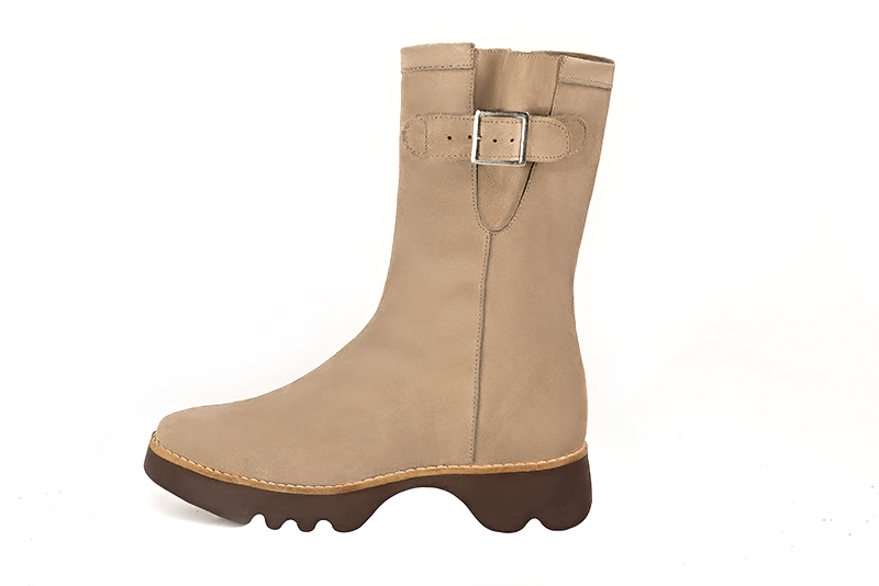 Tan beige women's ankle boots with a zip on the inside.. Profile view - Florence KOOIJMAN